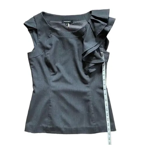 Ellen Tracy Grey Fitted Ruffle Flutter Sleeveless Crewneck Top Size 8