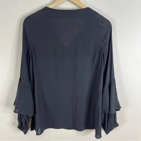 Ro & De  | Bell Sleeve Blouse Size Small Black