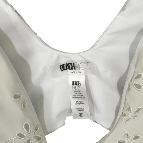 Beach Riot Dallas White eyelet Tie Front Bikini Top S