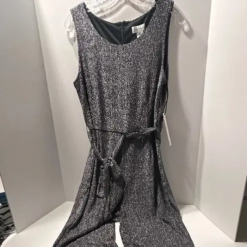 Nicole Miller - Black and Silver Belted Jumpsuit- Size M