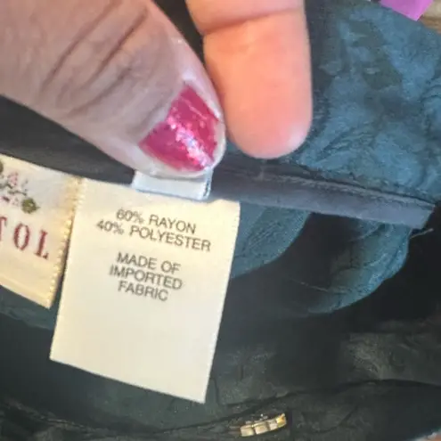 Susan Bristol Dark Green Pleated Skirt – Size 6