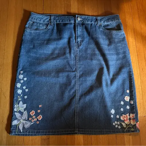 Baccini Vintage Embroidered Denim Skirt, Size 16