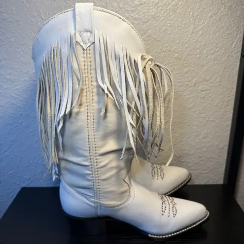 VTG ACME White Fringe Leather Western Cowgirl Boots Womens 5.5 Embellished USA