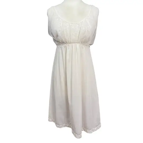 Vanity Fair Vintage 1950s White Sheer Lingerie Nightgown Babydoll & Robe S
