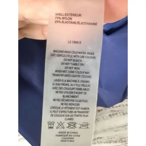 NEW WITH TAGS Iris & Ink Hooded Zip