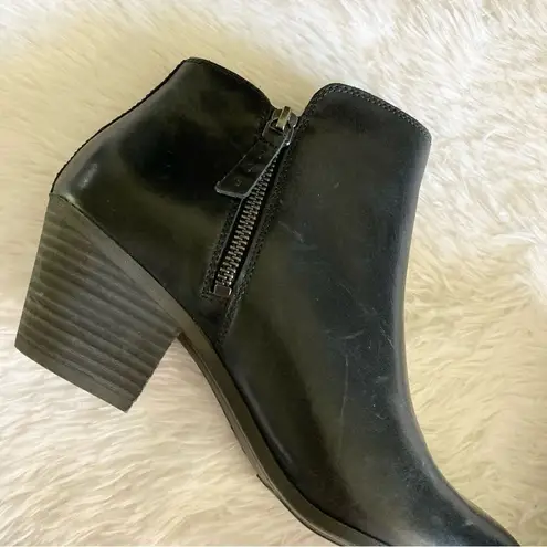 Frye  Judith Double Zip Ankle Booties Black Leather Size 9