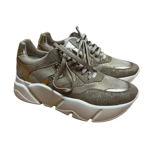 NWOT Voile Blanche Platform Monster Sneakers Sz. 40 (US 10) Gold