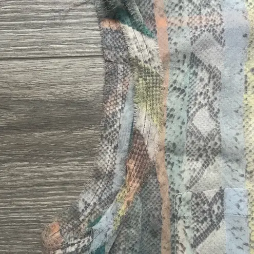 Equipment Femme Pastel Gray Snakeskin Sheer Raw Hem Tunic Button Down Top Size L
