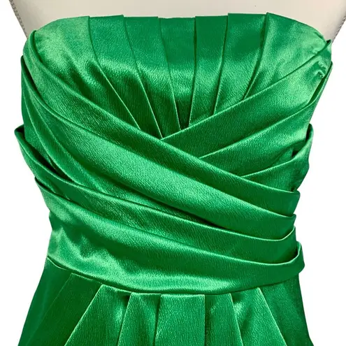 Love Reign Strapless Pleated Tie-Back Mini Cocktail Dress 9 Green Charmeuse