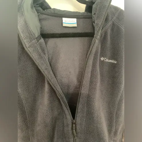 Columbia Women’s Black Long Hem Fleece Hooded Jacket - Size Large