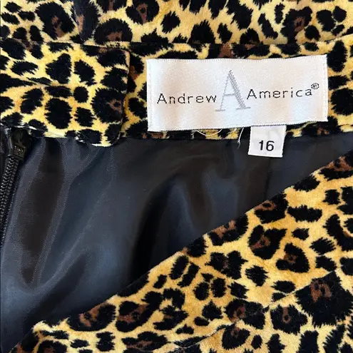Boutique Vintage Skirt Andrew America Women 16” Flat Leopard Velvet Mini Mob Indie Anthro