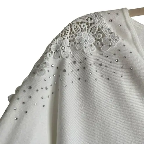 Liv Milano Women Sweater 1X Ivory Crochet Gem Flower Shoulder Cottagecore Whimsy White
