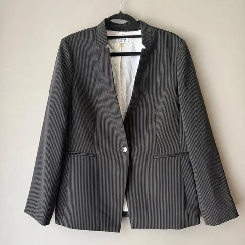 Tahari sz 12 black work office career pinstripe blazer