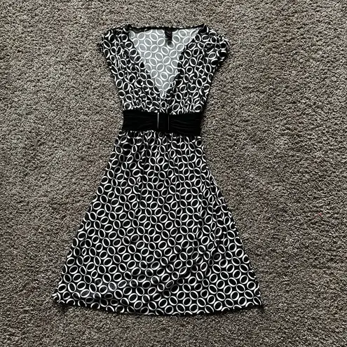 Wrapper 2000s Y2K Geometric Sparkly Black and White Fit & Flare Dress