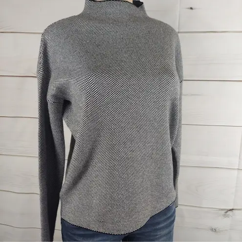Tahari  Mock Neck Gray Long Sleeve Sweater Size Large