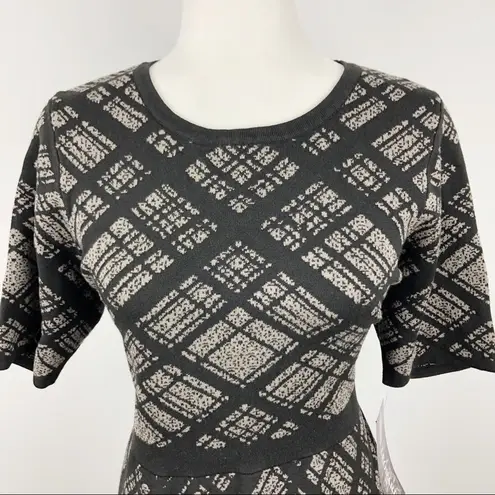 Nina Leonard NWT Plaid Printed Ruffle Hem Knit Dress Large Office Job Career