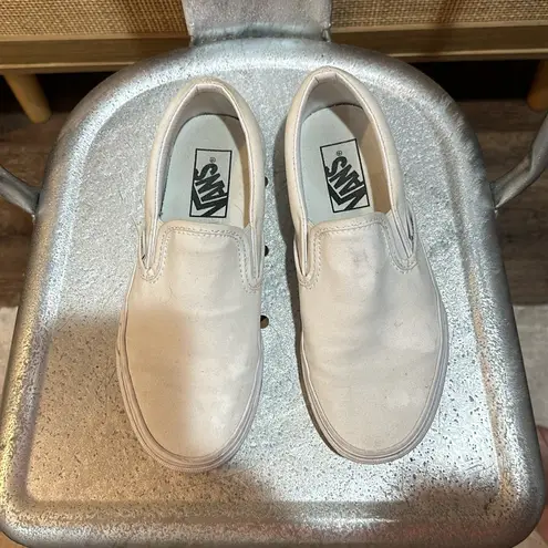 Vans White Slip On 