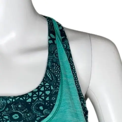 Lululemon  Tank Womens 6 Green Twist & Toll 2 in 1 Yoga Gym Workout Athleisure