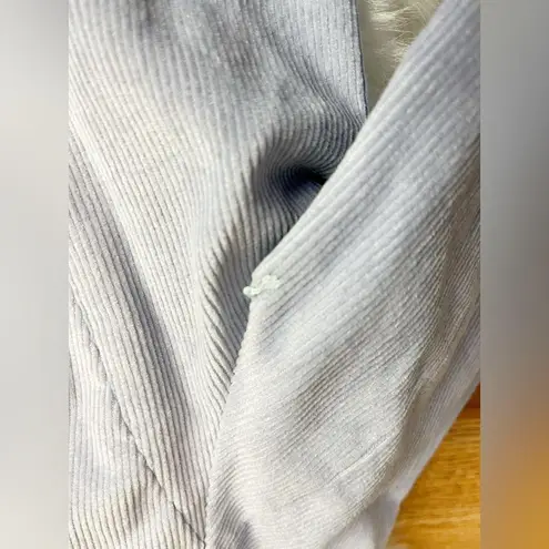 Share Vintage 90s Bloomingdale’s Baby Blue Corduroy Blazer Women’s 10P Tailored