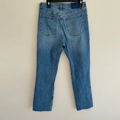 Abercrombie & Fitch  Ultra High Rise Ankle Straight Jeans Distressed Size 30/10L