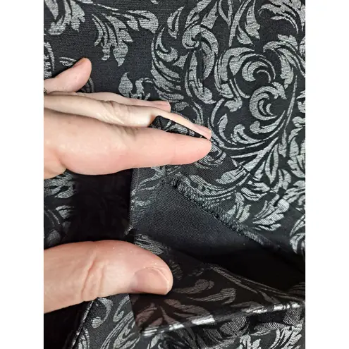 NWT Chicos Women's So Slimming Juliet Regal Scroll Ankle Pull