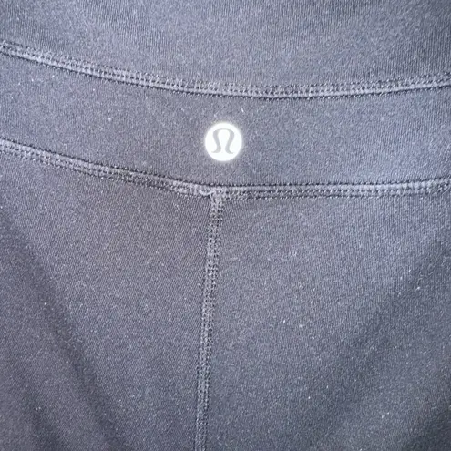 Lululemon  size 6 crop yoga pants