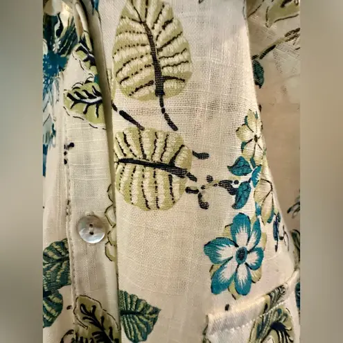 Anthropologie DRA Los Angeles Floral button up jumpsuit Pocket detail Fits M/L Blue Size undefined