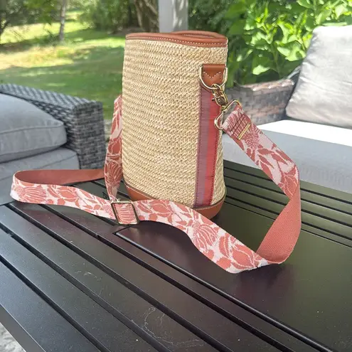 Stella & Dot woven bucket bag with guitar strap