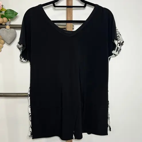 Joseph Ribkoff Short Sleeve Black White Sequin Graffiti Print Tee Size 4