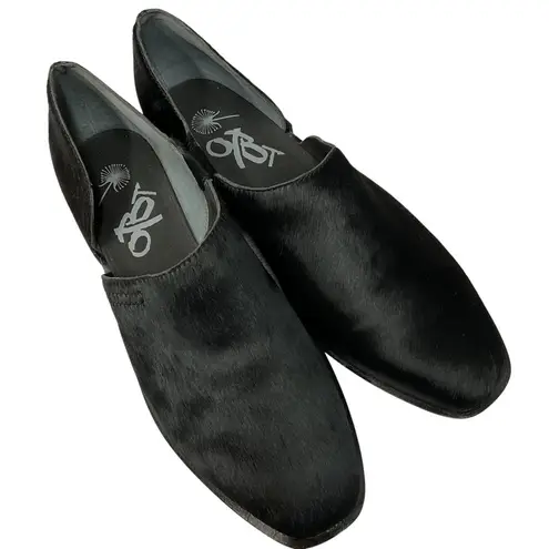 OTBT Black Calf Hair Coyote Slip On Shootie Size 8.5M Low Heel Minimalist