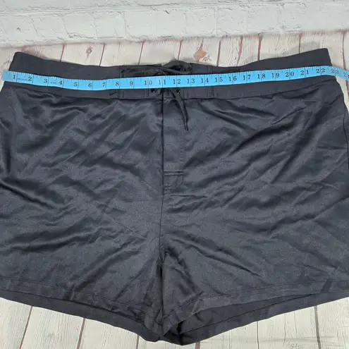 Island Escape Women's Plus Size Beach Board Shorts in Black 22W NWT