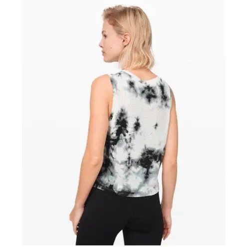 Lululemon Train To Be Tank Top *Shibori Size 10