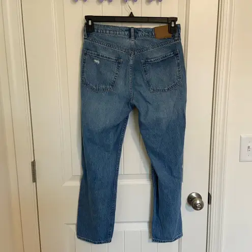 Aeropostale EUC |  women’s mom jean ripped light‎ wash jeans — size 6