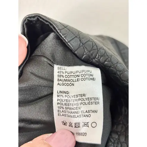 Allison New York Alligator