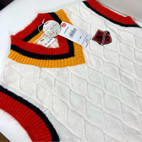 NWT Harry Potter Warner Bros. Hogwarts Womens Sweater Vest Cream