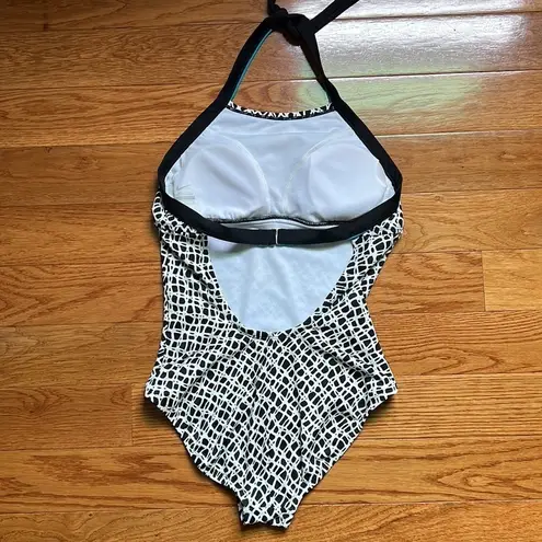 Nike GUC  Halter High Neck Scoop Back One Piece Bathing Suit Black White Spotted