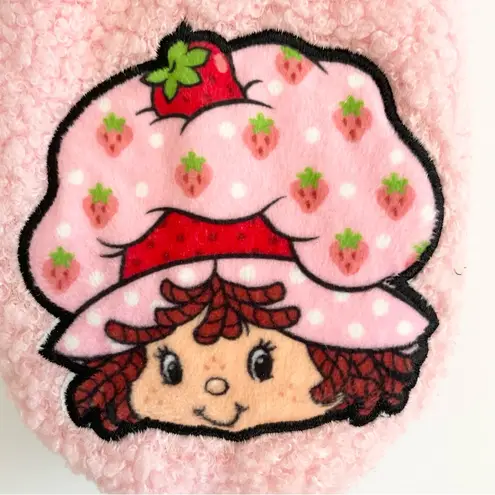 None Strawberry Shortcake Slipper Socks 7- 9 1/2 Cozy NWT Y2K Nostalgia Kidcore