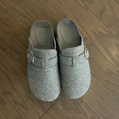 JustFab  Gray Mules