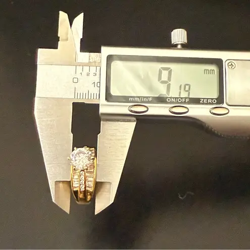 925 Vermeil Gold Over Sterling Silver 8mm CZ Solitaire Women’s Ring Size 8 6g.