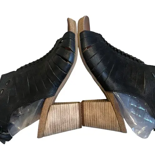 Miz Mooz Maddie Leathr Comfort Sandal Heels