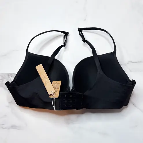 SKIMS NWT Ultimate Pierced Nipple Push-Up Bra