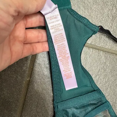 Savage X Fenty Shining Star Embroidered Unlined Demi Bra Wildflower Blue 32B Size undefined