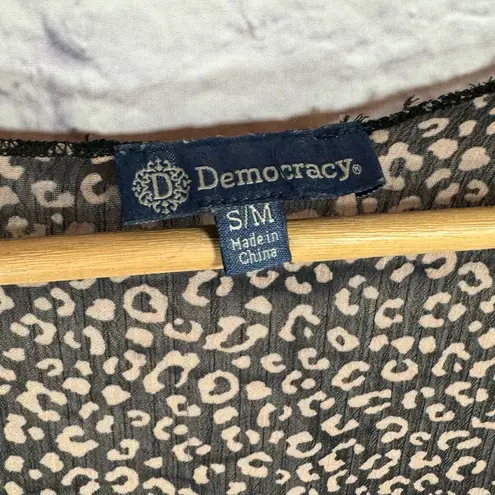 Democracy 3/4 sleeve double ruffle stripe animal print kimono size small/medium