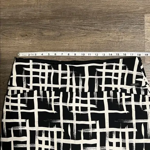 S.C.& CO. Women’s Tummy Control Skort Black & White Skort XXL NWOT