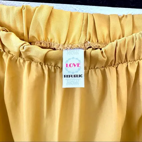 Love Republic Mustard Hi Low Unlined Skirt Size Small Yellow