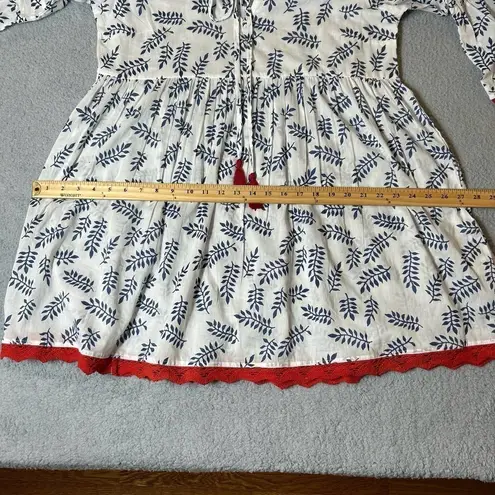 White Waves Top Women Small Medium Oversized Lace Trim Split V Neck Tie Up NEW