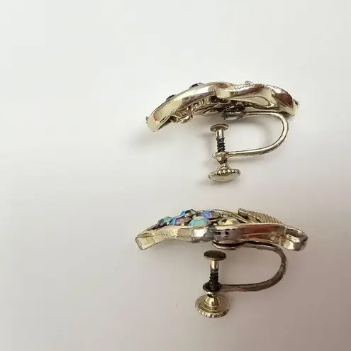 Coro Aurora Borealis Rhinestone Pea Pod ScrewBack Vintage Statement Earrings Blue