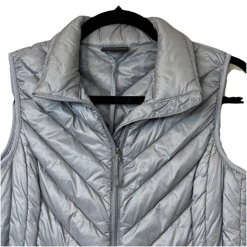 32 Degrees Heat 32 Degrees Women's Gray/Silver Chevron Sleeveless Zip Down Vest W/Bag Size Small