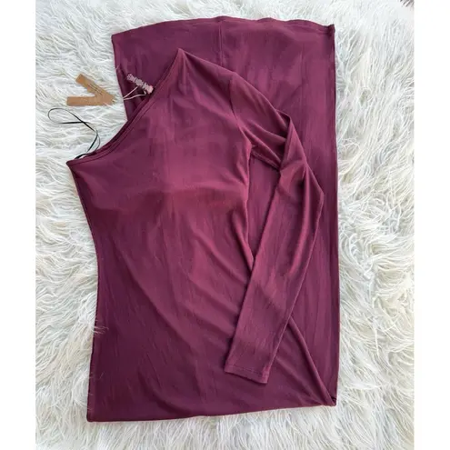 SKIMS Soft Lounge One Shoulder Long Dress Bordeaux
Size Large
