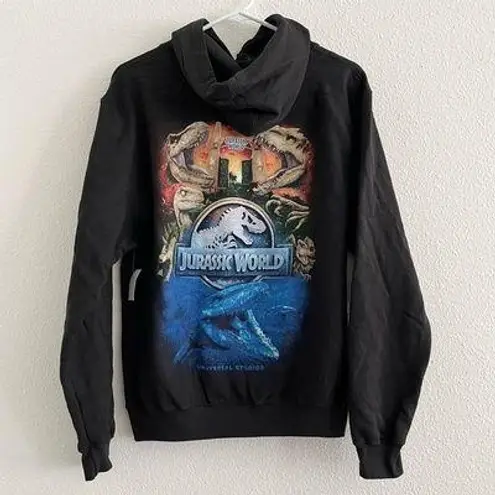 NWT Universal Studios Jurassic World Black Pullover Kangaroo Pocket Hoodie Small
